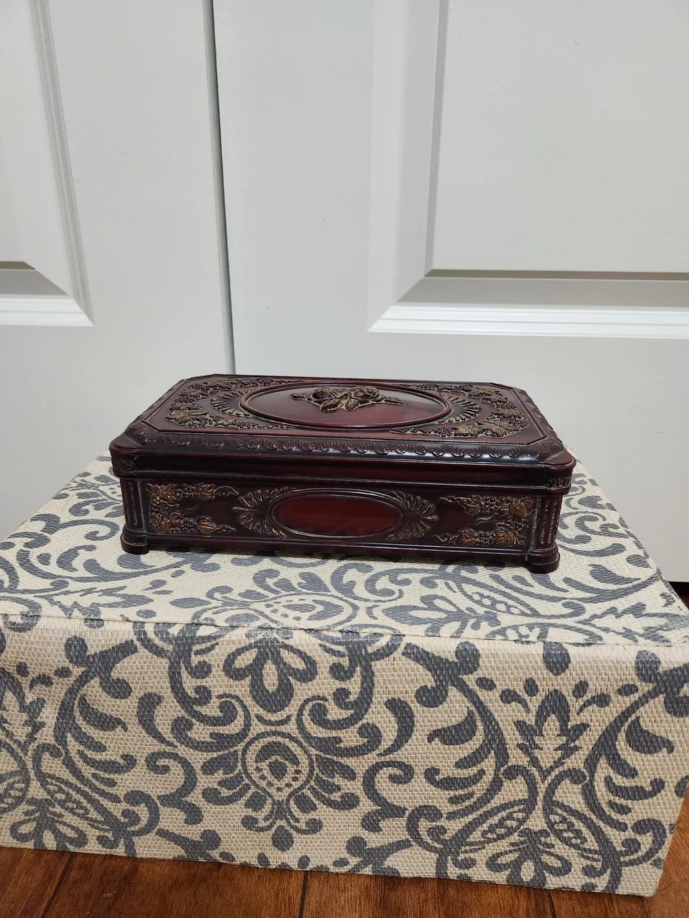 Decorative Vintage-Style Burgundy Photo Frames and Jewelry Box - Unbranded